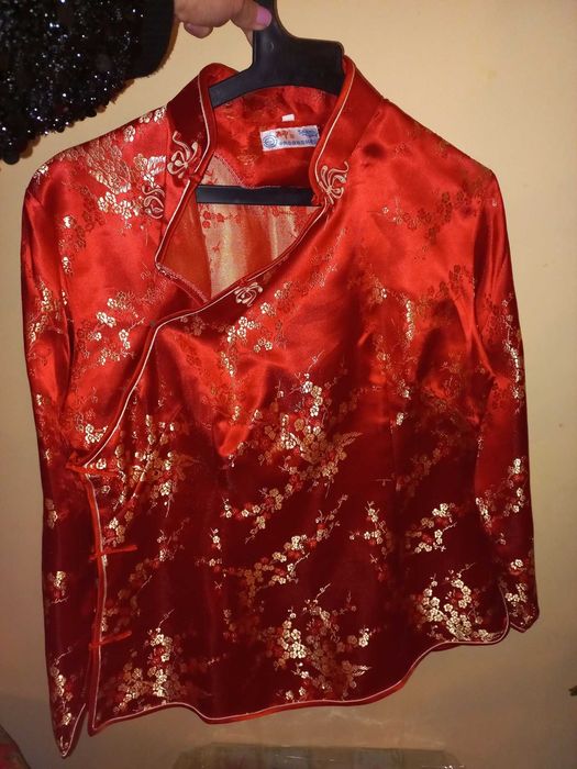 Китайски национални дрехи  празлични размери и цени ,кимона