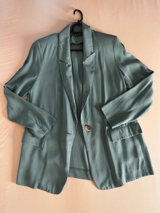 Costum Poema verde menta