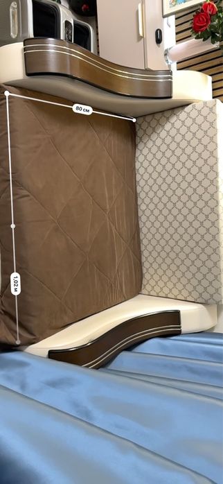 Диван и кресло. Состояние идеальное