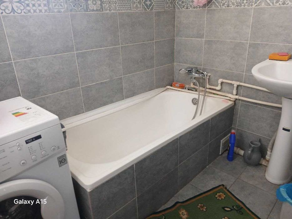 Фрунзиский KIUF 2 хонали квартира ижарага берилади. ID: 1826