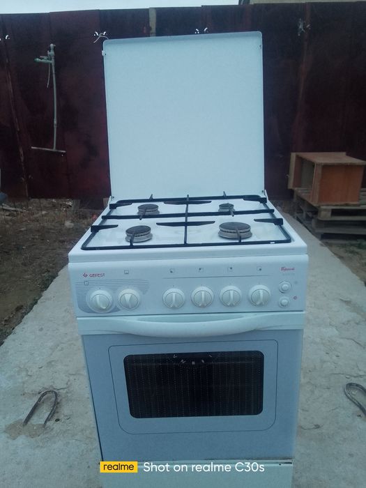 Газ плита жасап тур барлык жеры духовка жасайды