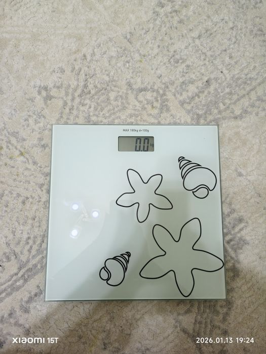 Весы напольные в отличном состоянии