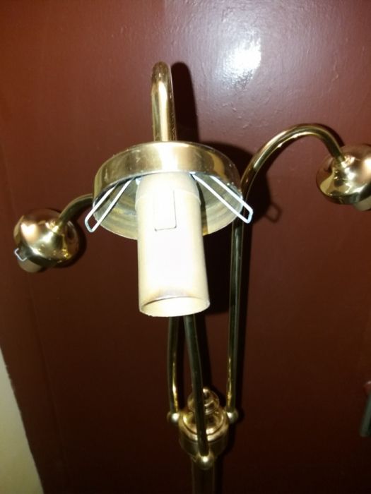 Veioza lampă cu trei becuri