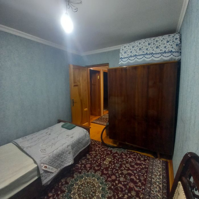 Сдаю 3 комнатную квартиру
