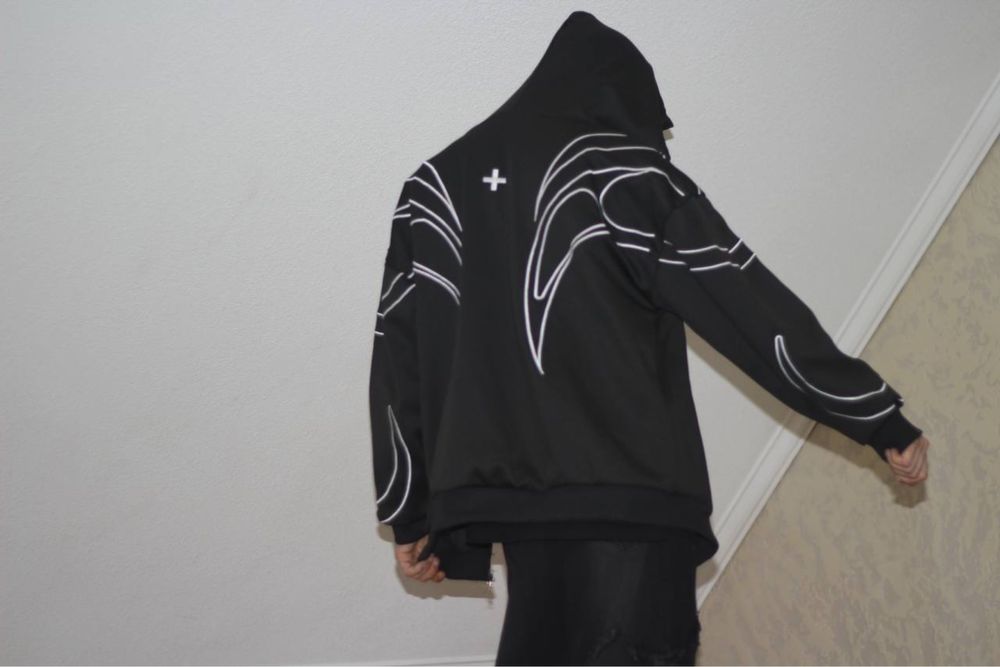 Продаи новые толстовки