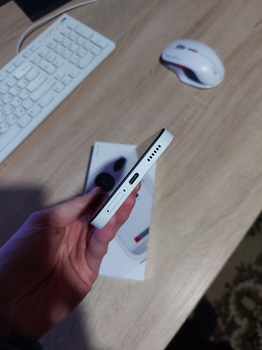 Nothing Phone 4b 128GB