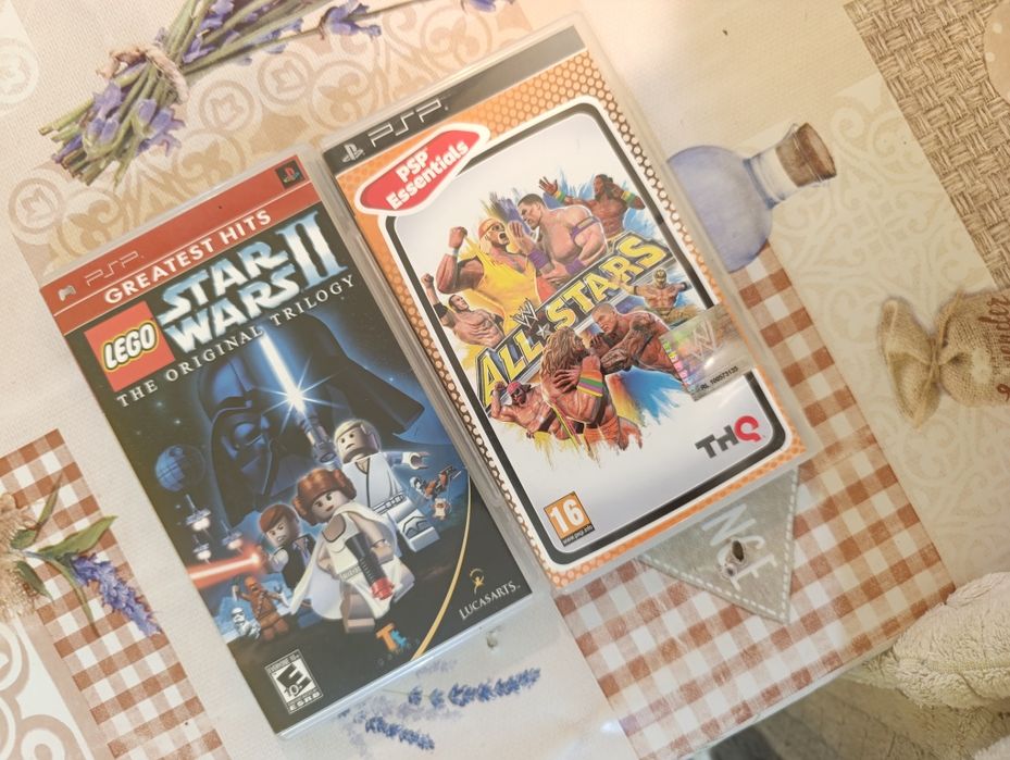 Vând 2 jocuri PSP