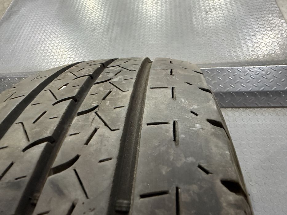 4бр. Отлични Товарни Гуми 215/70R/15C -BRIDGESTONE-DOT:0117- 8.3м+6.1м