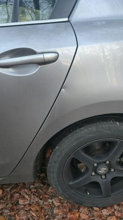 Mazda 3  1.6 d sedan