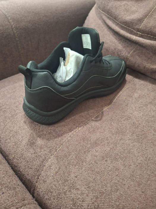 Продаются кросовки.