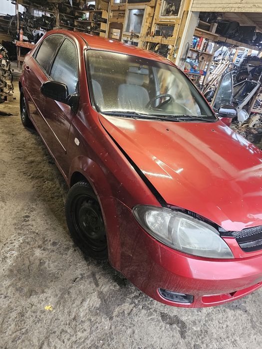 Piese Chevrolet laceti motor cutie roti faruri usi