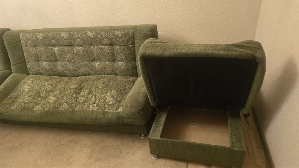 Диван и 2 кресла Б/У
