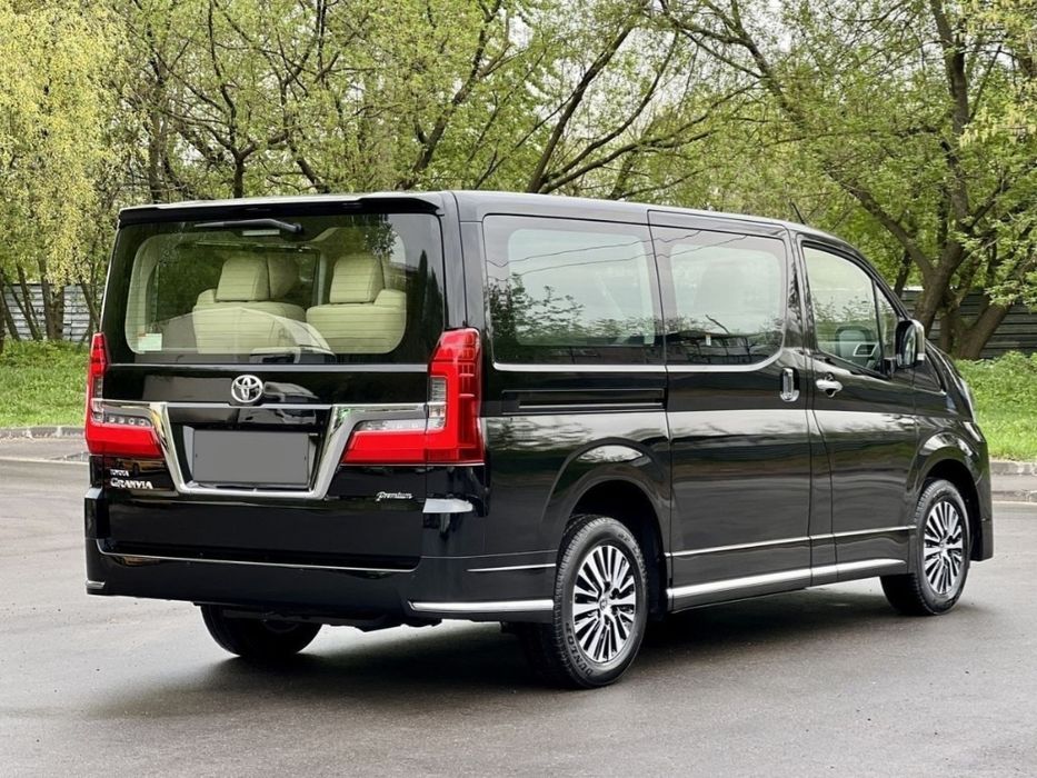 Минивен Бизнес класс. Встреча и провод аэропорт / вокзал.  Экскурсии