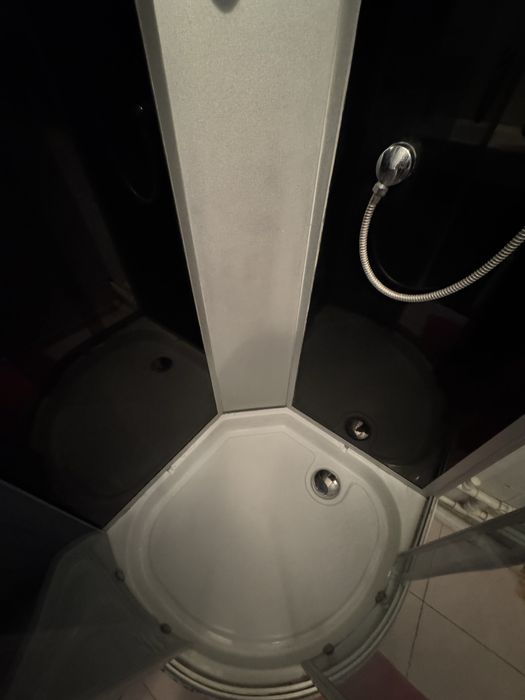 Продам душевую кабину