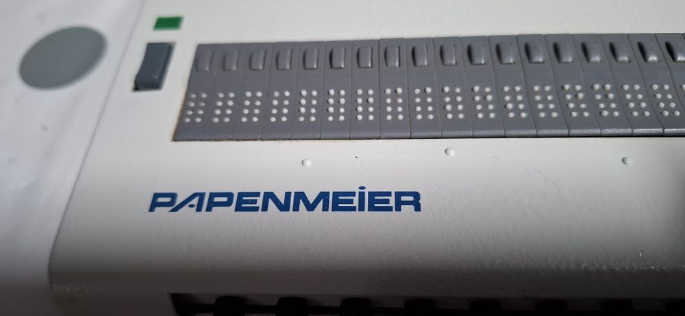 Afișaj Braillex pentru persoanele cu deficiențe de vedere