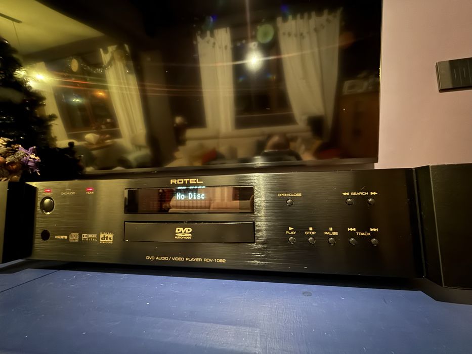 Rotel RDV-1092 DVD CD player много висок клас