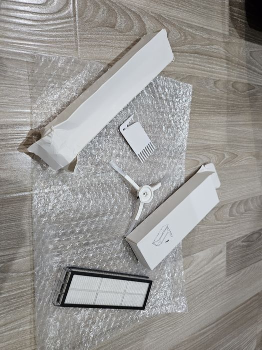 Продам срочно робот пылесос Xiaomi Mijia 1S + бонусы!