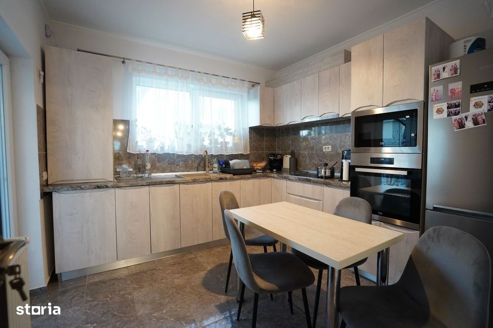 Apartament 2 camere decomandat,55mp utili,Terasă 12 mp