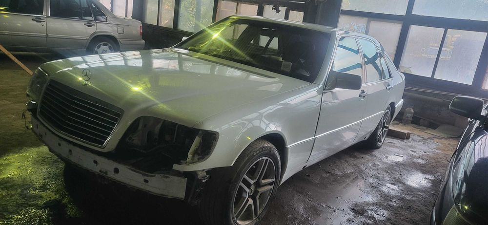 Продаю мерседес s320