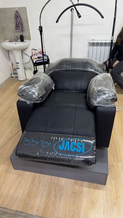 Реклайнер с подиумом