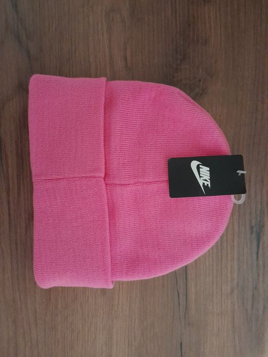 Розова дамска шапка - "Nike"