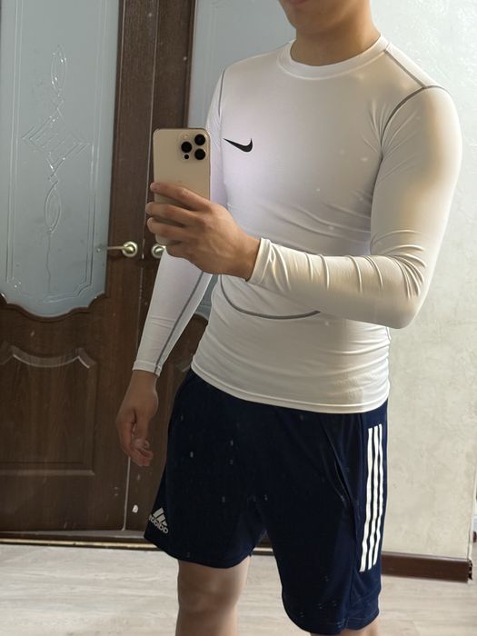 Рашгарды тренировочные.