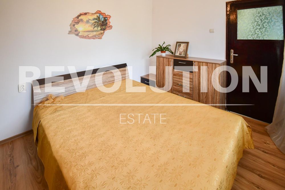 Дава се под наем Етаж от къща в София, Обеля - 60 кв.м за 598.23 € - Снимка #3