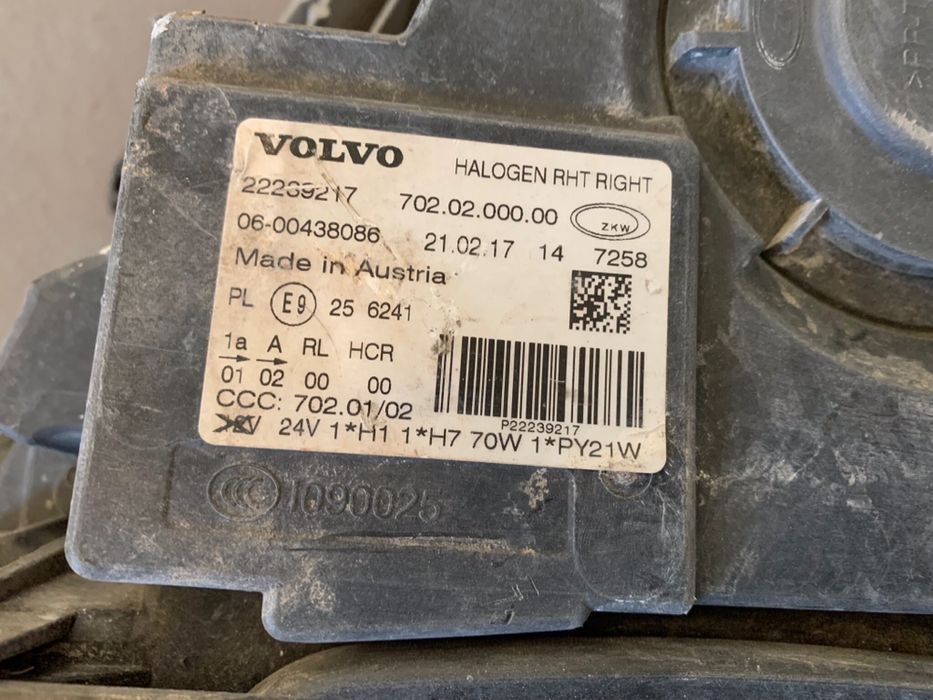 Фар за Volvo FH 4