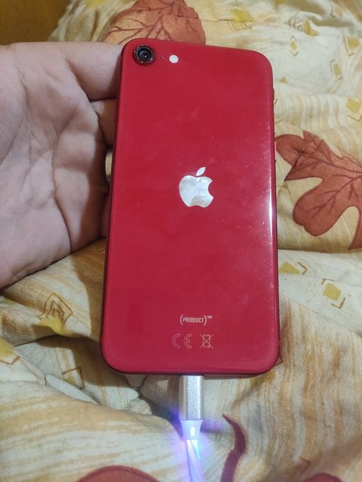 Vând schimb iPhone SE