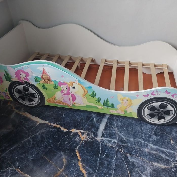 Детская кровать для девочки