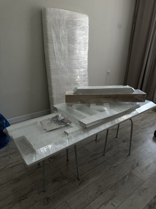 Продам кровать домик