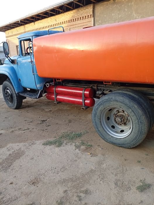 Водовоз сотилади