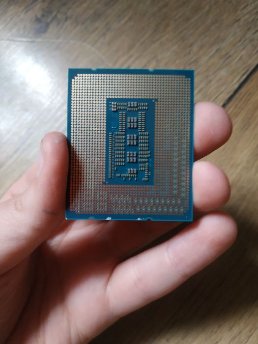 топ процессор intel core i5 14400 как x3d