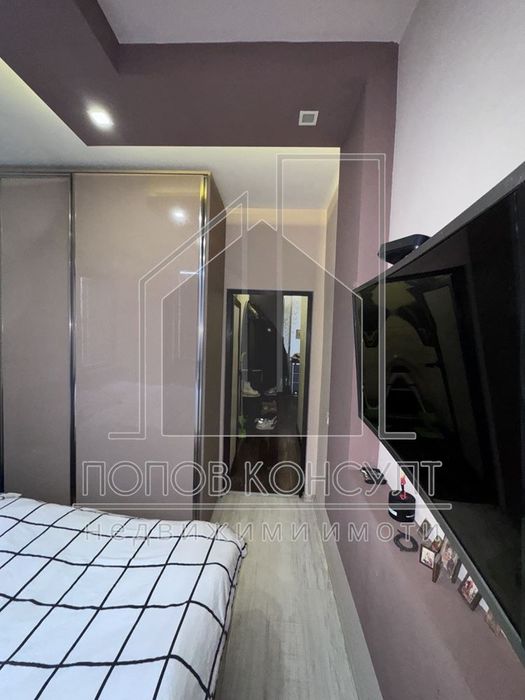 Продава се Тристаен апартамент в Пловдив, Съдийски - 85 кв.м за 1589 €/кв.м - Снимка #4