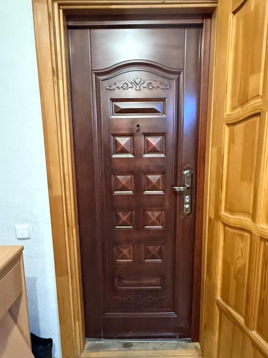 Есіктер кух гарн Стералный сатылады