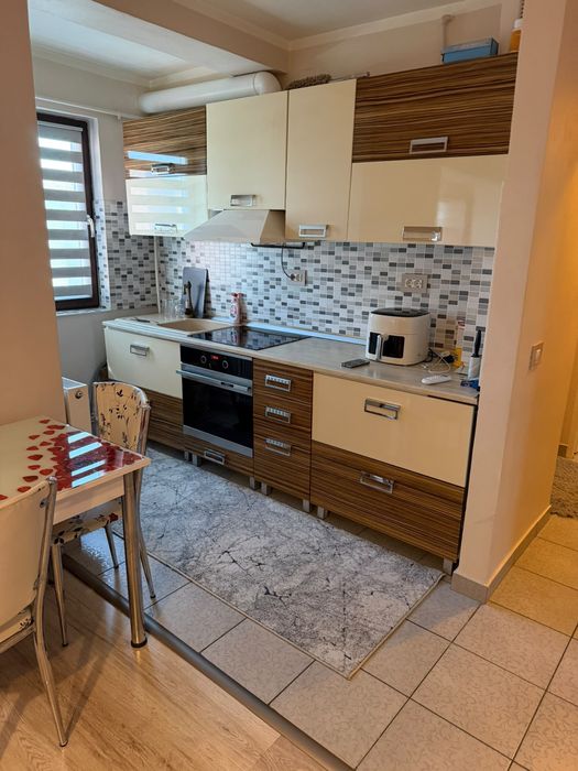 Vand apartament 2 camere