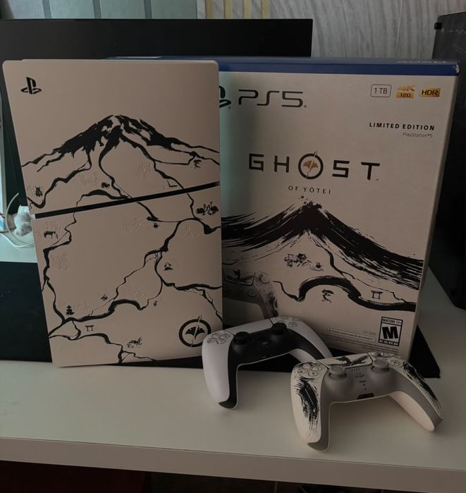 Sony Playstation 5 новая , идеальное состояние