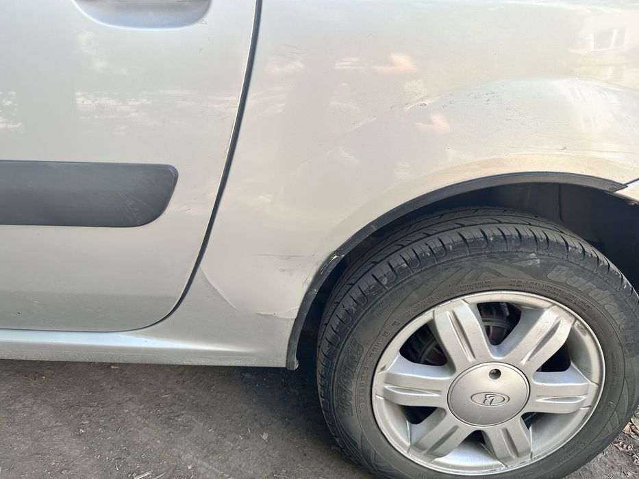 Продаю LADA Largus 2013