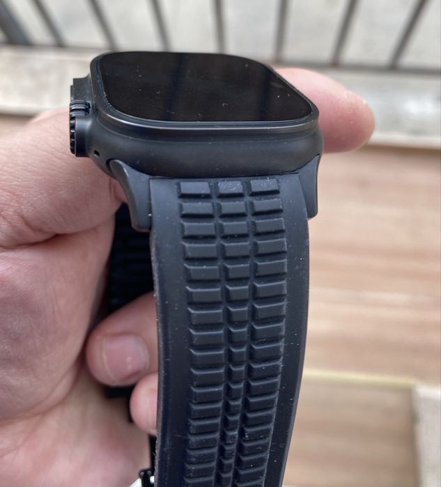 Apple watch ultra 2 titanium milanese loop