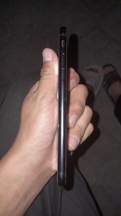 Apple se 128gb 83емкость