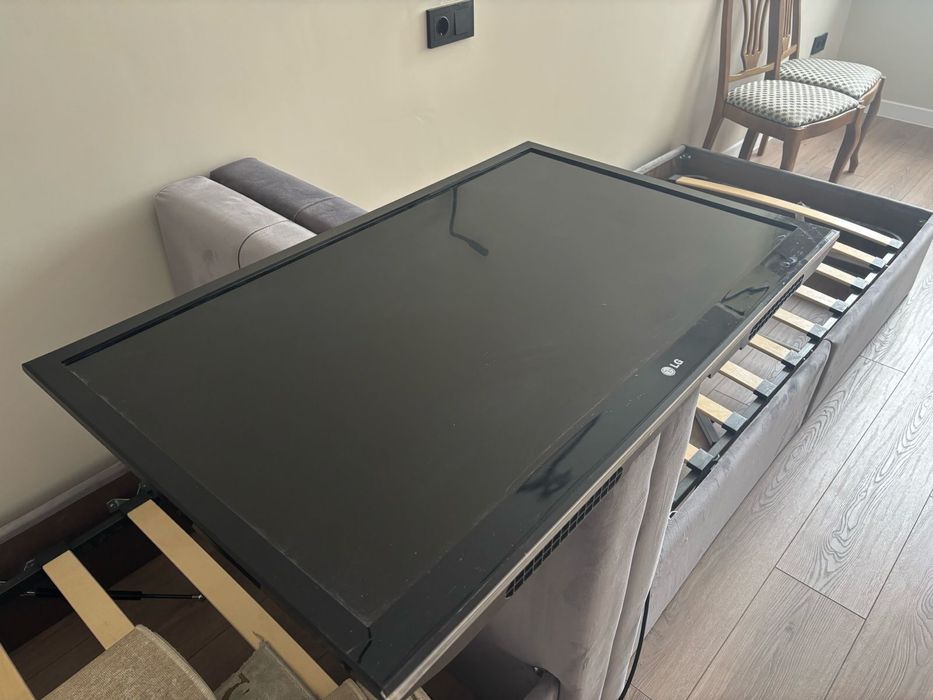 Телевизор в хорошем состоянии, 40 тысяч тенге