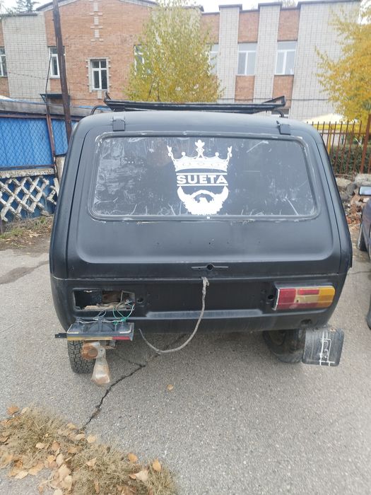 Нива на запчасти