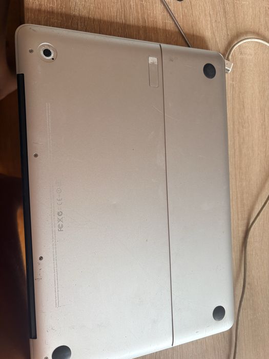Macbook 2012 работещ