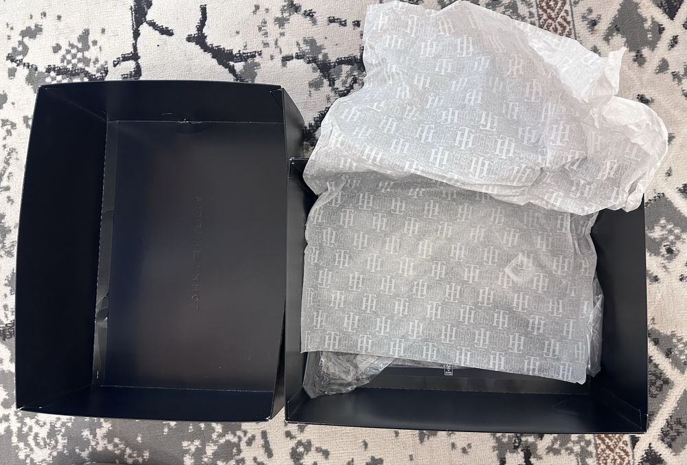 Коробка Tommy Hilfiger