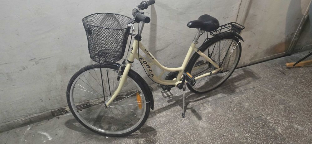 Детски/юношески градски велосипед Forza Art of Bikes с кошница и багажник