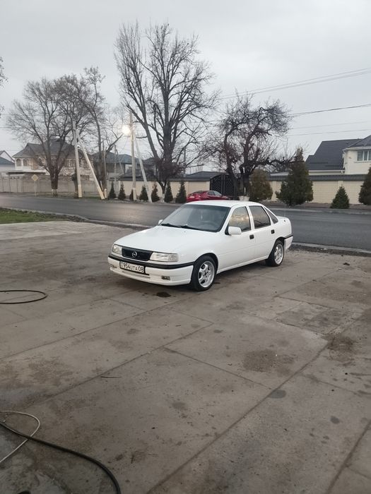 Продам Опель вектра а 94г