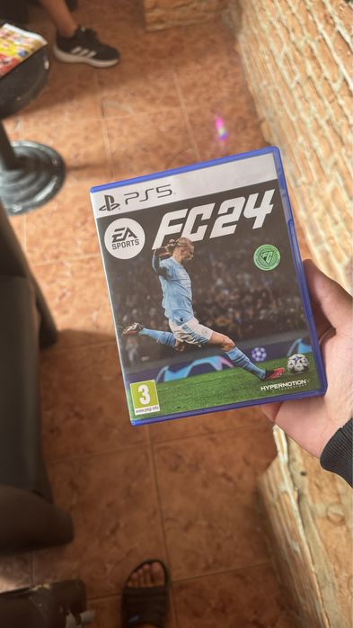 FC24 PS5 Перфектно състояние