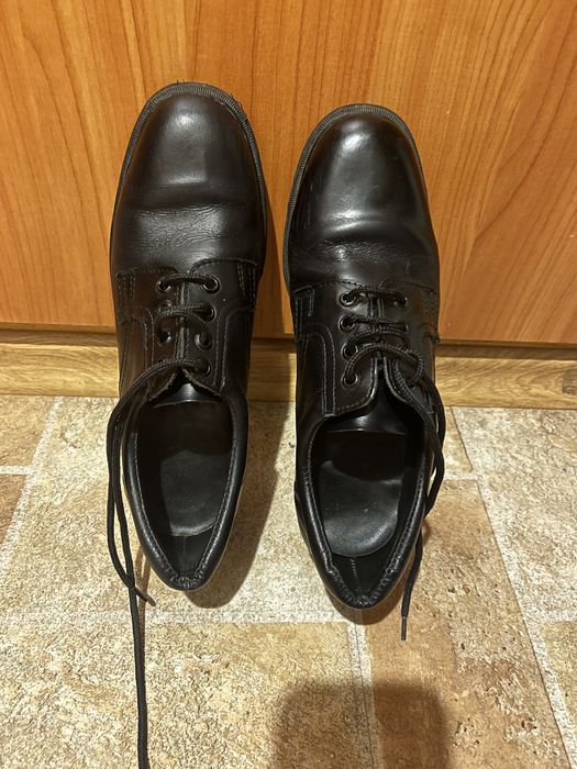 Елегантни обувки от естествена кожа - номер 39 (подходящи за номер 38)