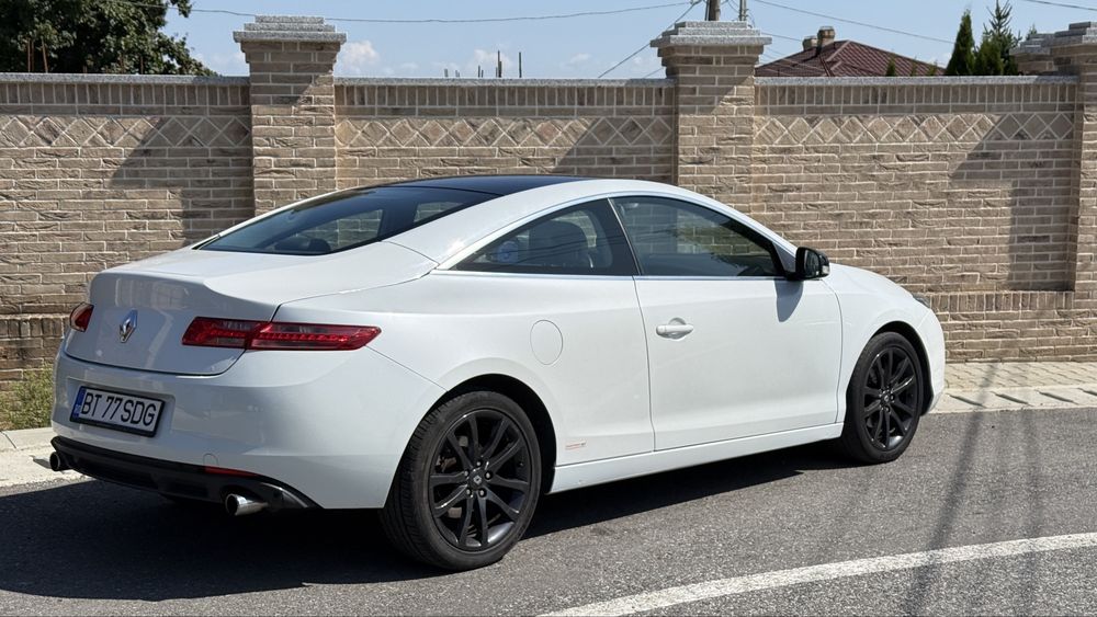 RENAULT Laguna 2012 — imagine 1