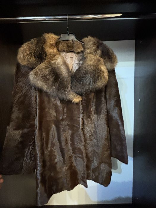 Haina blana naturala vulpe